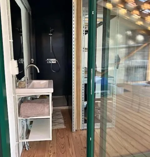 Avec Terrasse 公寓